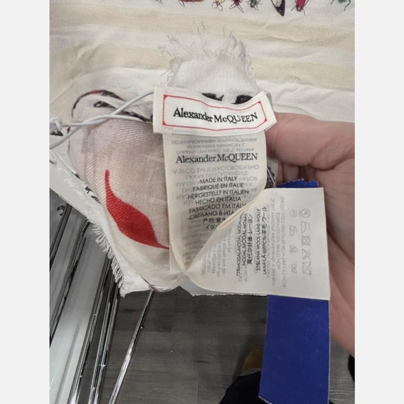 Alexander McQueen Oversized Playing Card Shawl Scarf King Large 80" x 54" - Picture 8 of 13